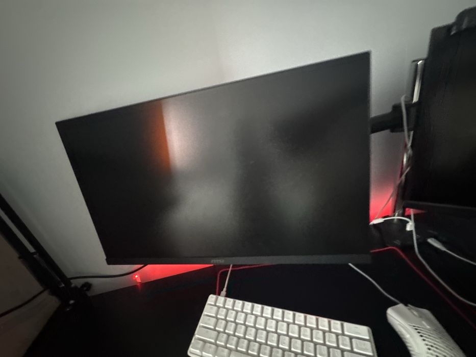 Msi 24” 180Hz G244F E2