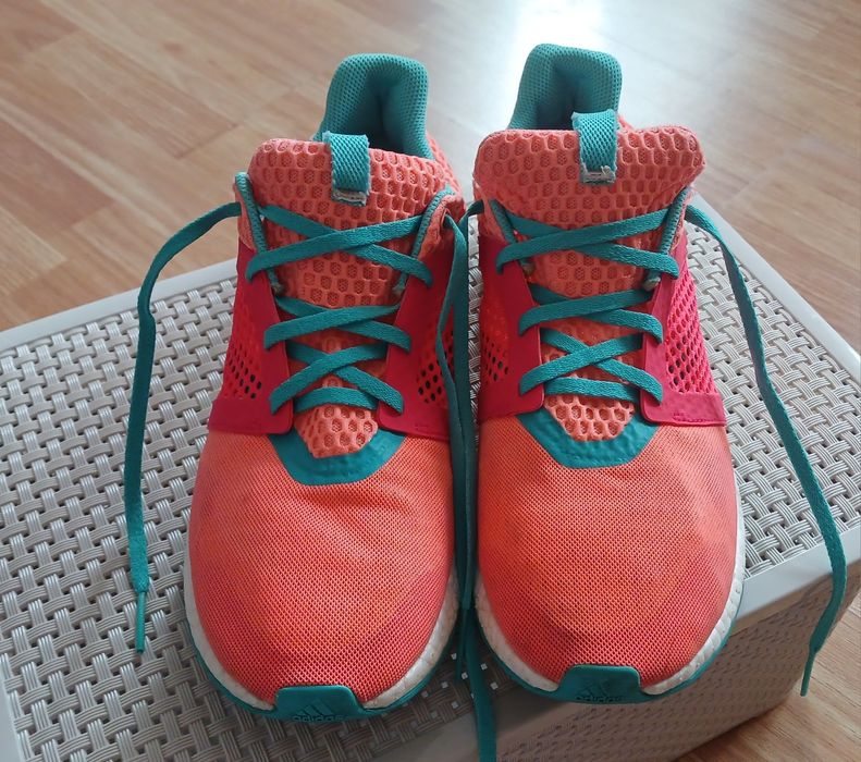 Оригінальні кросівки Adidas PureBoost Reveal