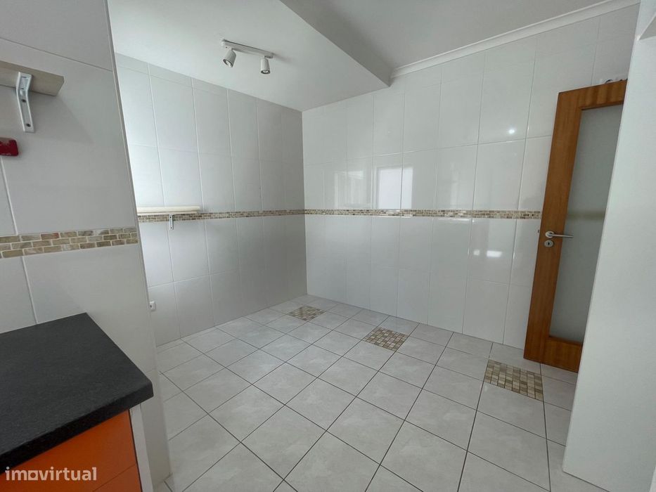 Moradia T3 mais garagem
