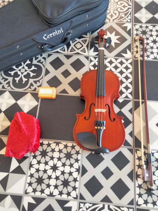 Cervini 1/8 Violin64564406014722121