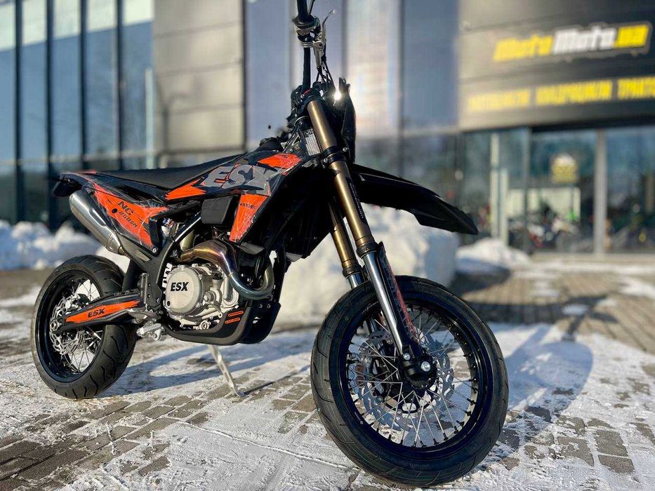 мотоцикол ESX-NC250-SM !!!