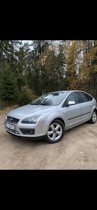 Ford focus 2005 benzun