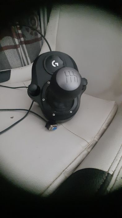 Caixa de mudanças logitec