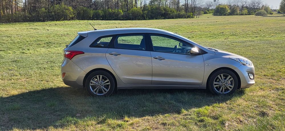 Hyundai I30 1.6 mpi*120KM* Nav*Bezwypadkowy*SERWIS*
