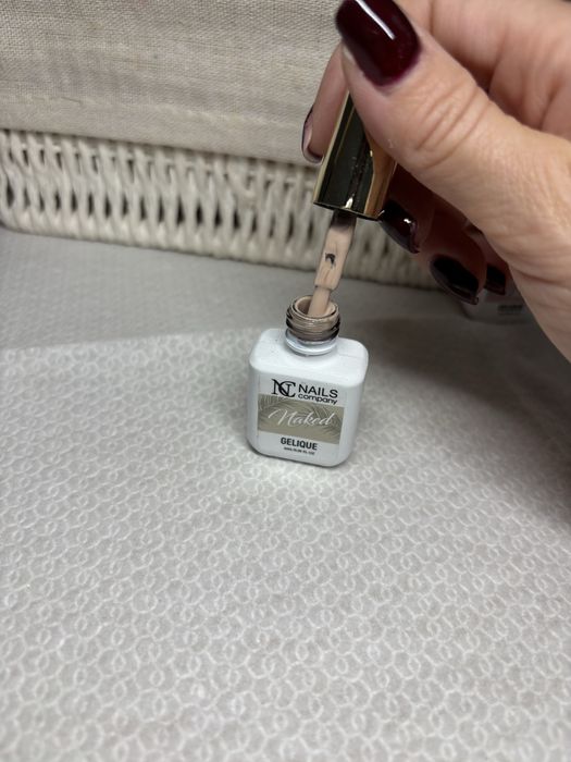 Nails company lakier hybrydowy