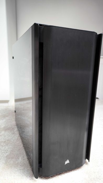 Komputer gamingowy Intel i9-9900K/16GB RAM/RTX2080Ti ROG STRIX OC 11GB