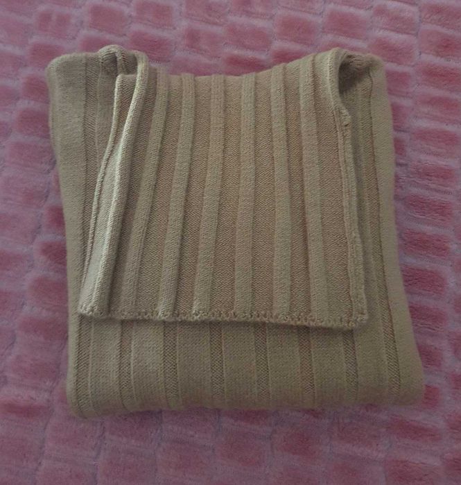 Camisola gola alta menina