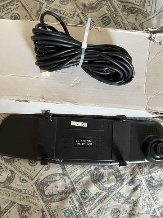 Зеркало автомобильное