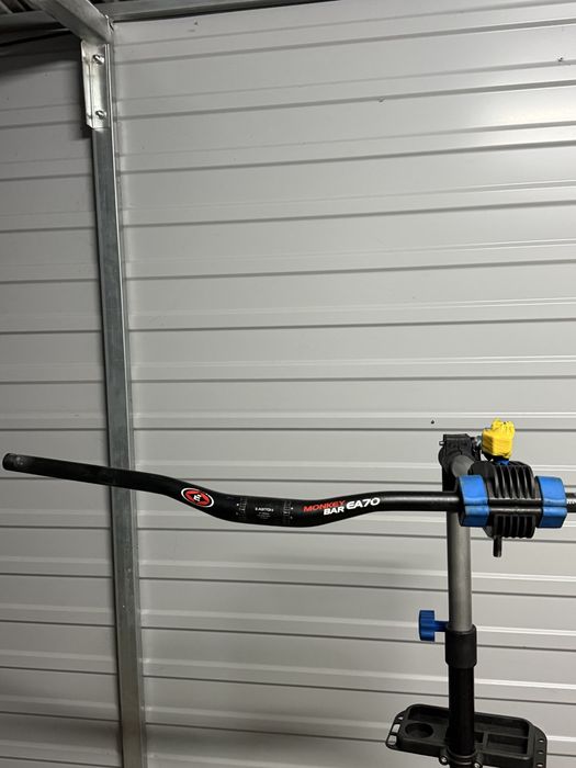 Kierownica Monket bar EA70