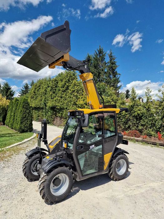 Ładowarka kołowa teleskopowa kompaktowa BK2812T silnik YANMAR 44KM