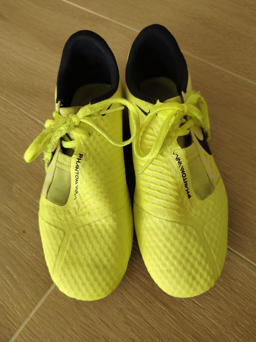 Chuteiras Nike Phantom