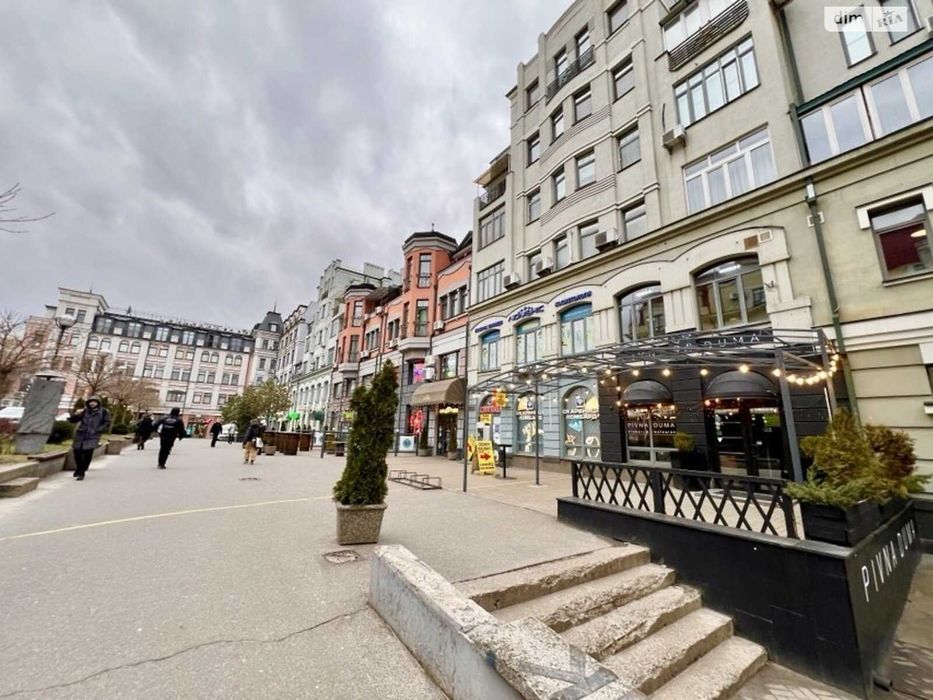 Продаж/Комерційне приміщення/Контрактова площа/Сапська5/38м2/130000$