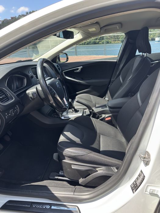 Volvo V40 — fotografia 5