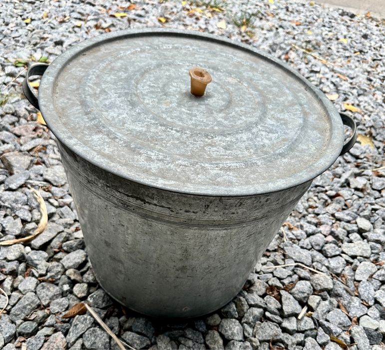 Оцинкованная кастрюля-выварка на 32 литра