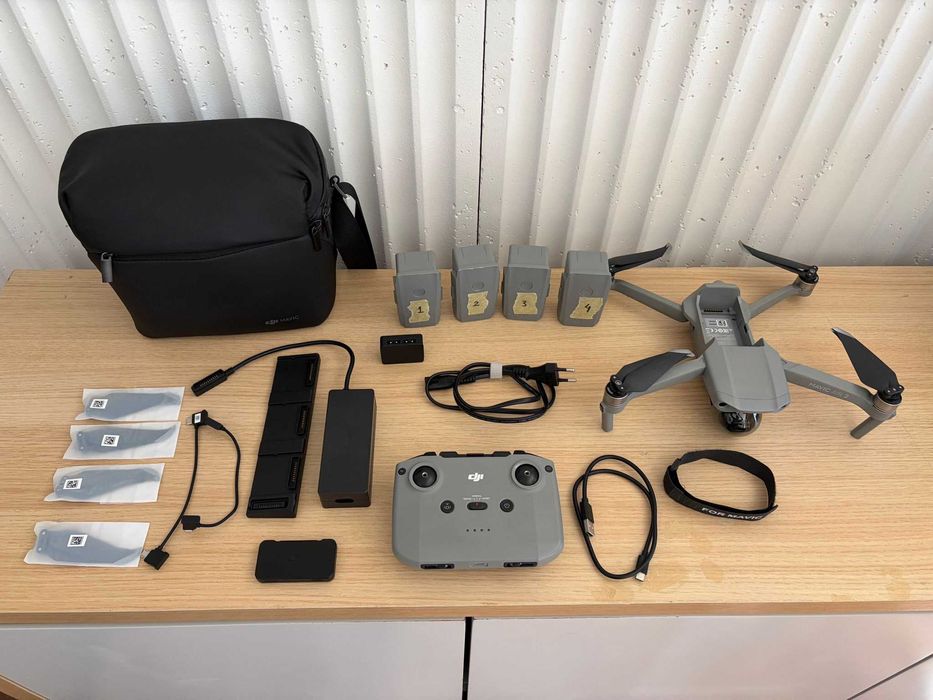 DJI Air 2 Fly More Combo