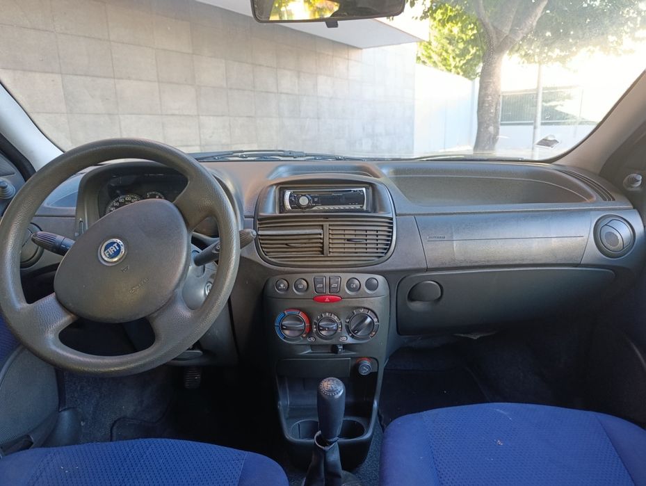 Vendo Fiat Punto New Model 2004 1.3 turbo diesel