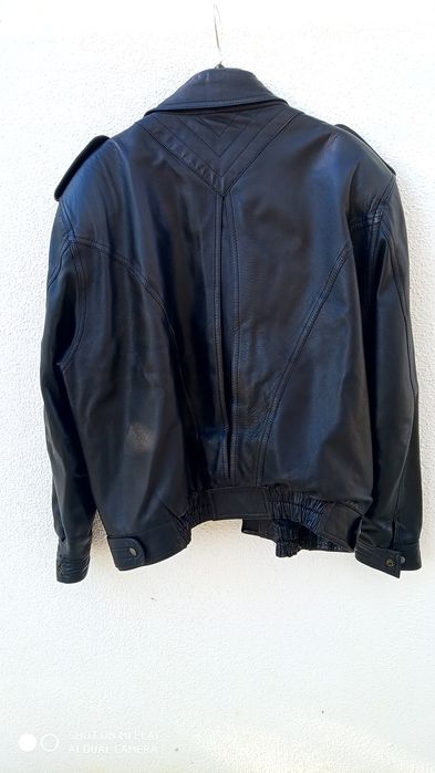 Vendo blusão de homem em pele