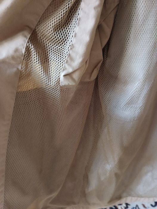 Продам куртку в хорошому стані