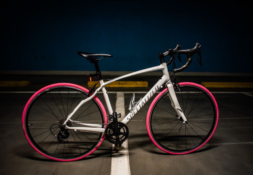 Rower szosowy Szosa kolarzówka Specialized Dolce 54 Shimano 105