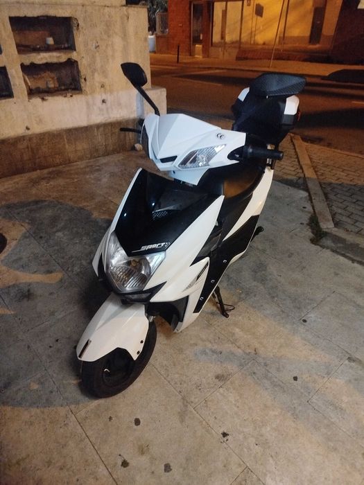 Vendo ou troco mota elétrica