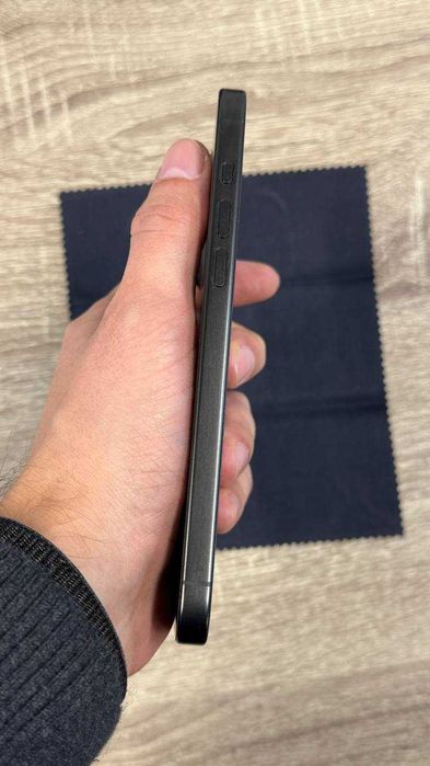 iPhone 15 Pro Max 1TB Black Titanium