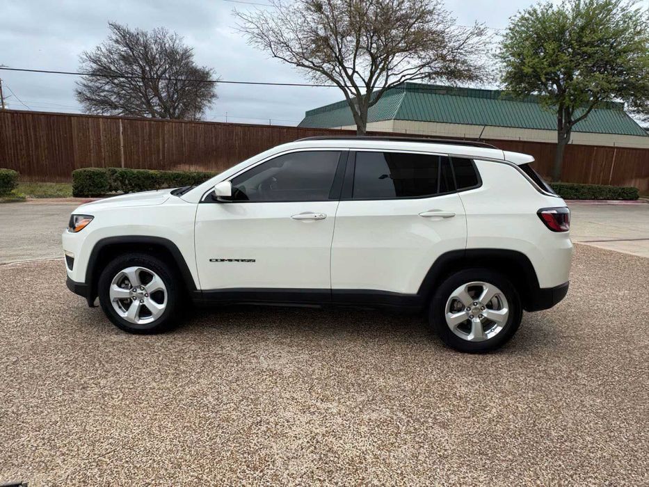 Jeep Compass Latitude      2019