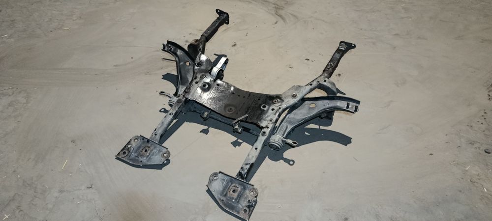 Mini Cooper r56 sanki kołyska trawers belka zawieszenia przód i inne
