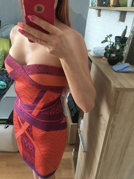 Sukienka tuba bandazowa koktajlowa Celeb Boutigue