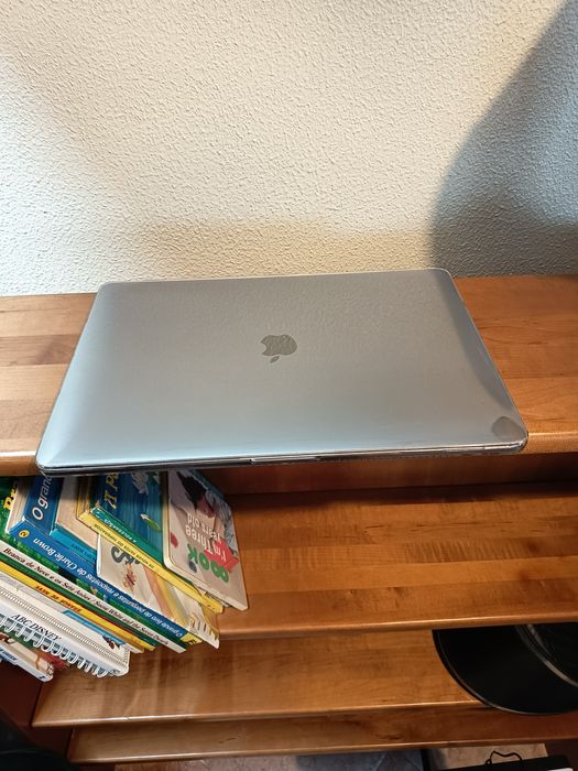 MacBook Pro  15" 2018, Como novo!