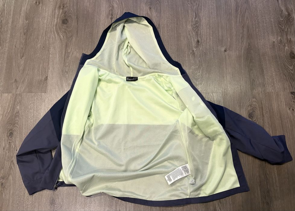 Kurtka/bluza rozpinana z kapturem Under Armour 147-158