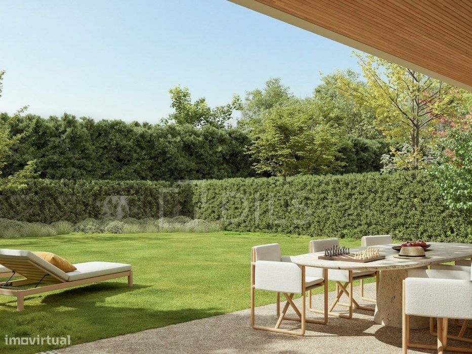 Apartamento T2 com jardim na Foz do Douro