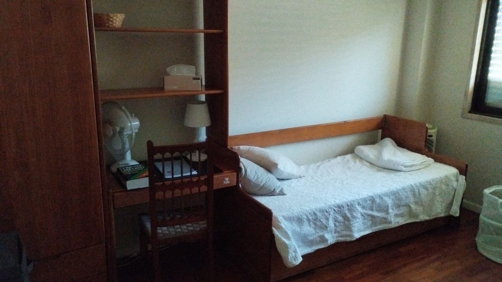 Quartos e uma suite para estudantes universitários  Praça de Espanha