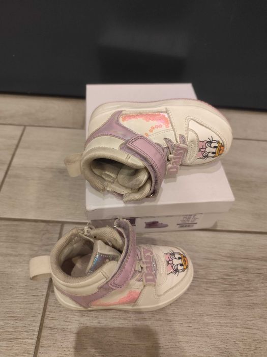 Buty dziecięce r.22 dla dziewczynki Daisy