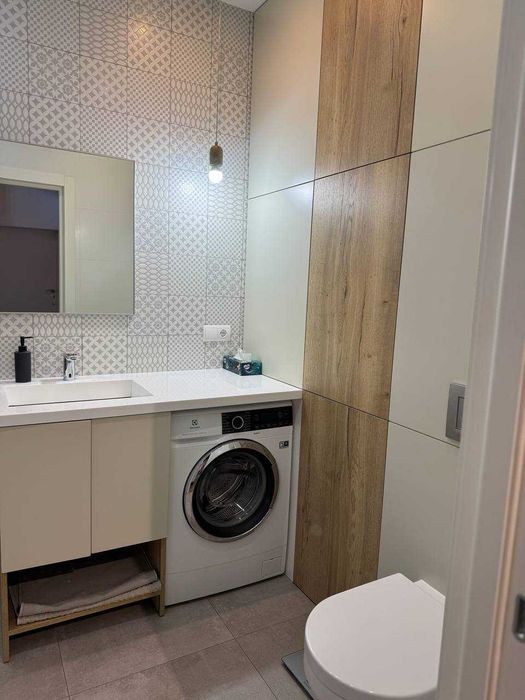Продаж квартири з дизайнерським ремонтом 131м2 - Парк Таун - 200000уо