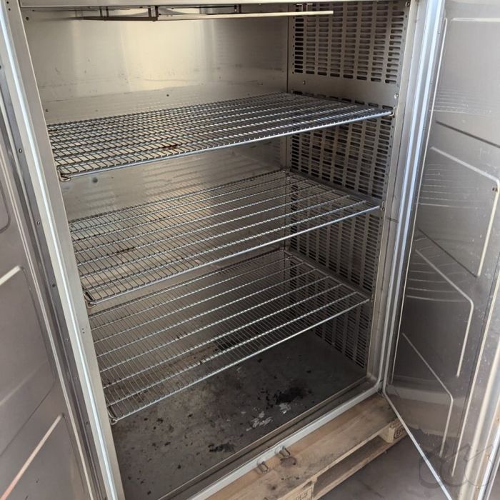 Suszarka laboratoryjna heraeus UT 6760