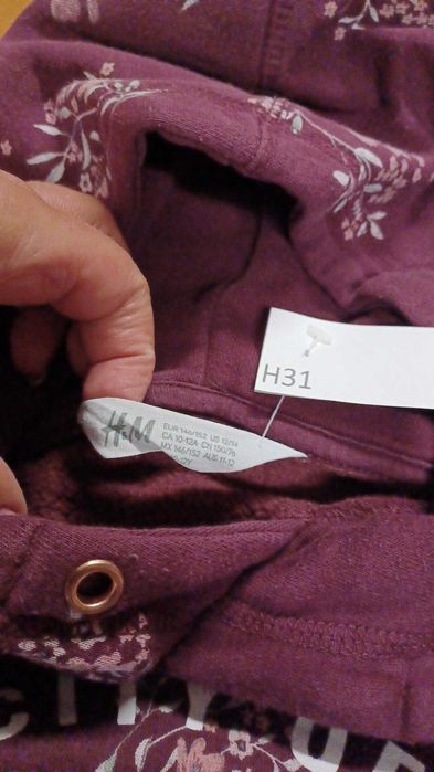H/31 Bluza z kapturem dziewczęca H&M  r. 146/152