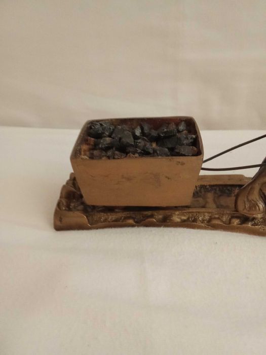 Статуетка "Працьовита конячка"