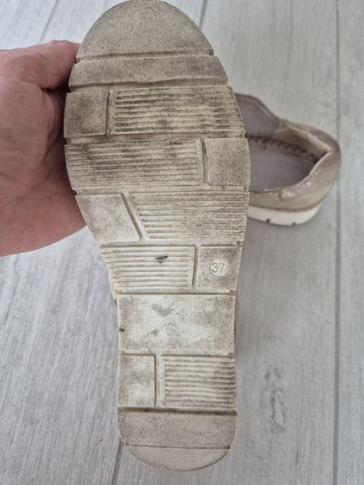 Damskie wiązane złote skórzane espadryle Lasocki 37