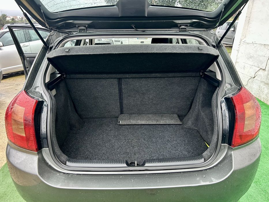 Toyota Corolla 1.4 Vvti Sol