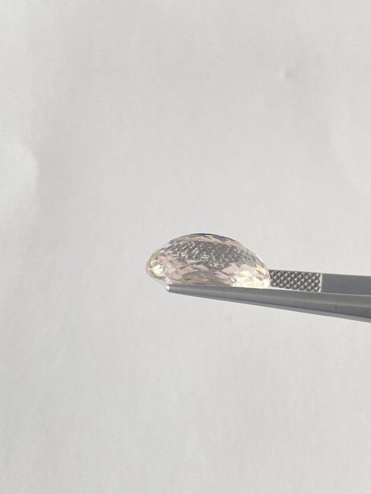 Morganite - 4.56 ct
