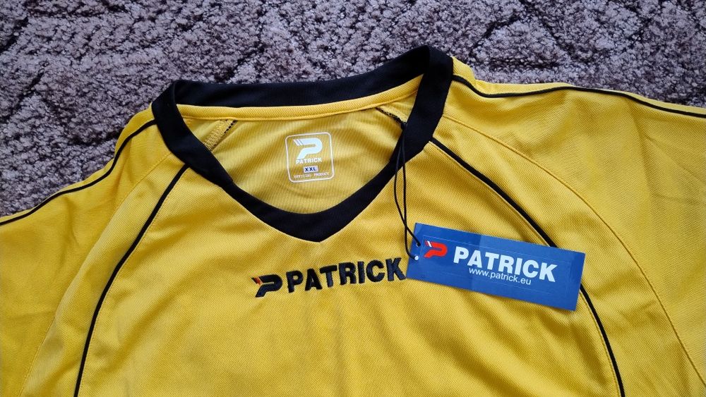 Komplet XXL firmy Patrick, męskie koszulka + spodenki