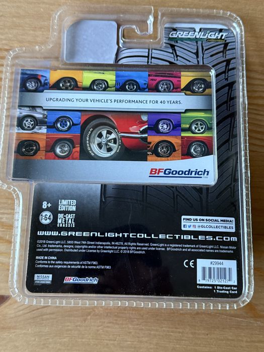 Nissan Skyline GT-R (BNR34) 2001rok Greenlight 1:64 oryginał