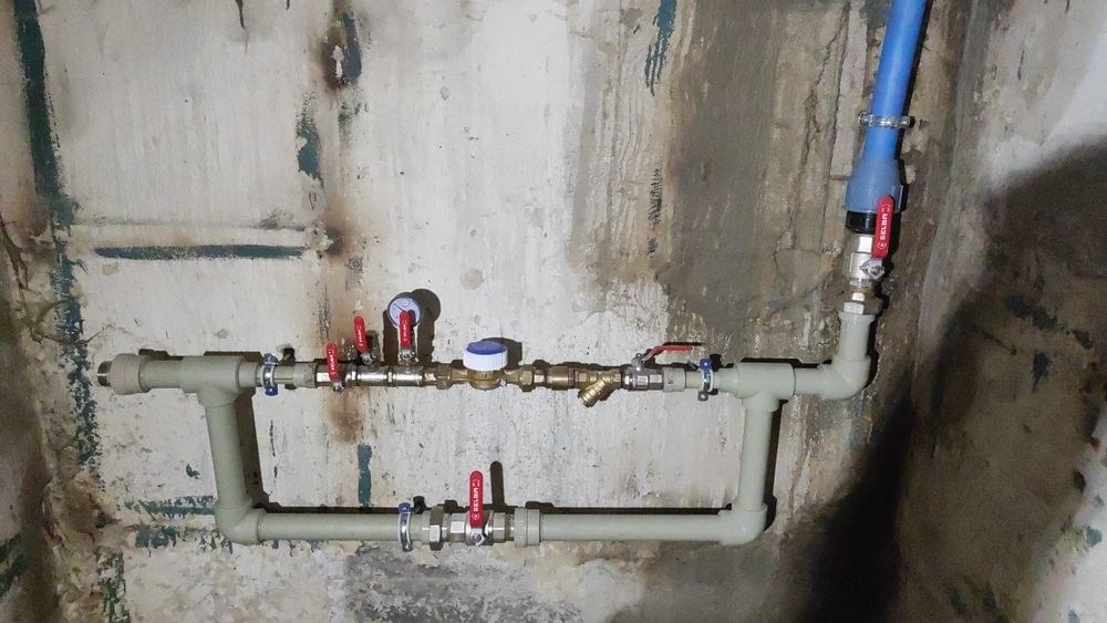 САНТЕХНИК. Все виды работ . Чистка канализации - Сантехніка та ...