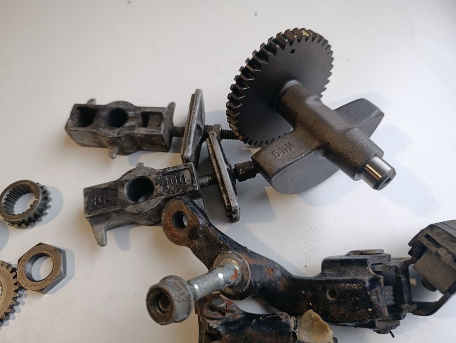 Części Honda NX 650 dominator balans napinacz łańcucha wysprzęglik A6