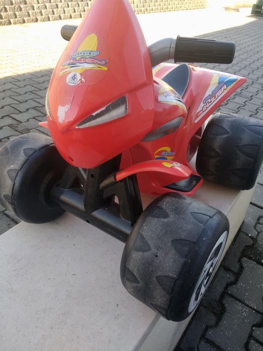 Moto 4 elétrica para criança