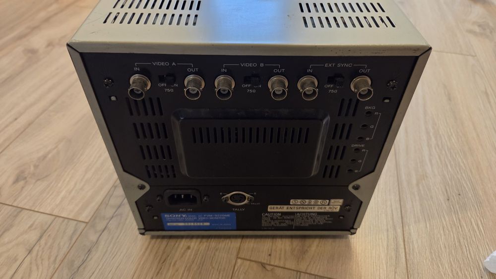 Retro monitor crt Sony PVM 9220ME