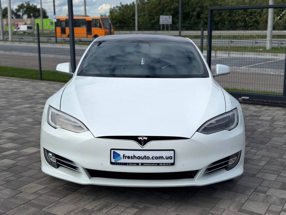 Tesla Model S 2018 freshauto
