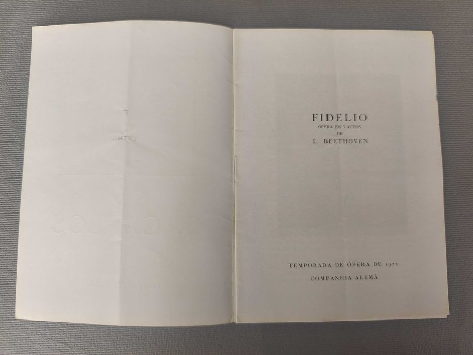 FIDÉLIO - Beethoven - 
Programa , argumento e BILHETE
Ópera S. Carlos