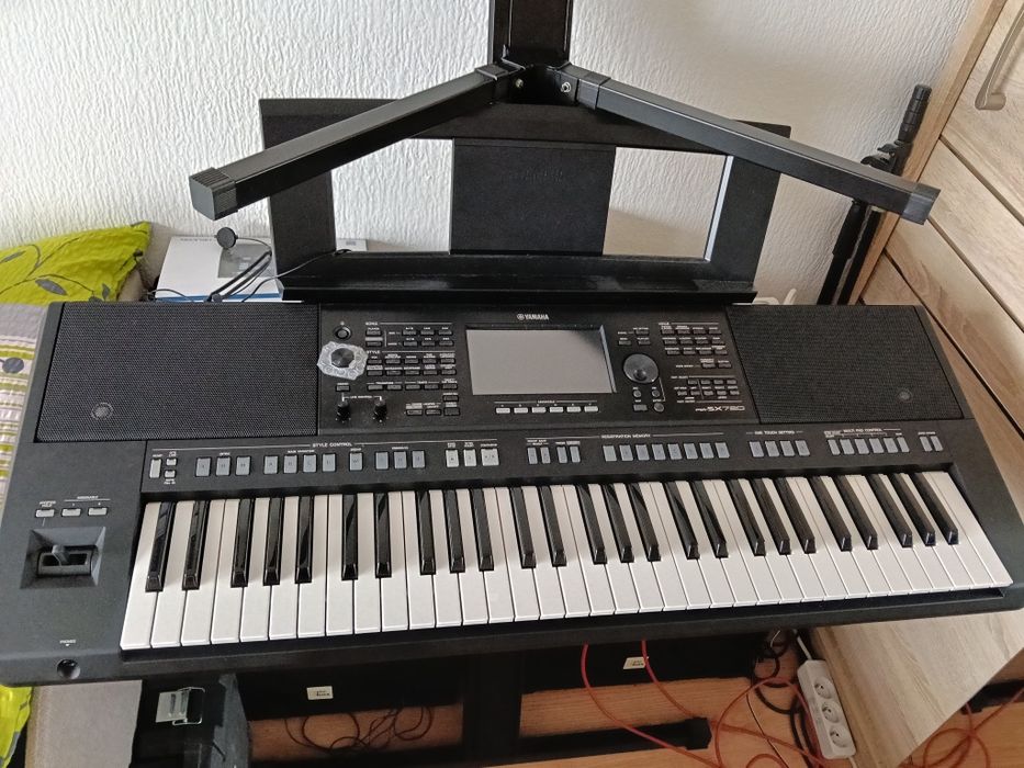Kiboard Yamaha Psr s 720
