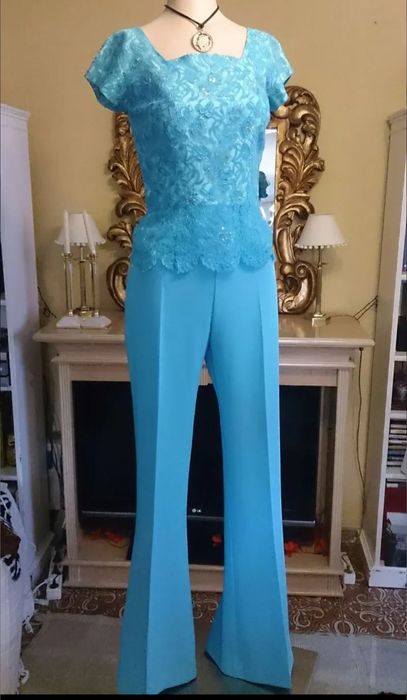 Conjunto na cor azul, tamanho M/L